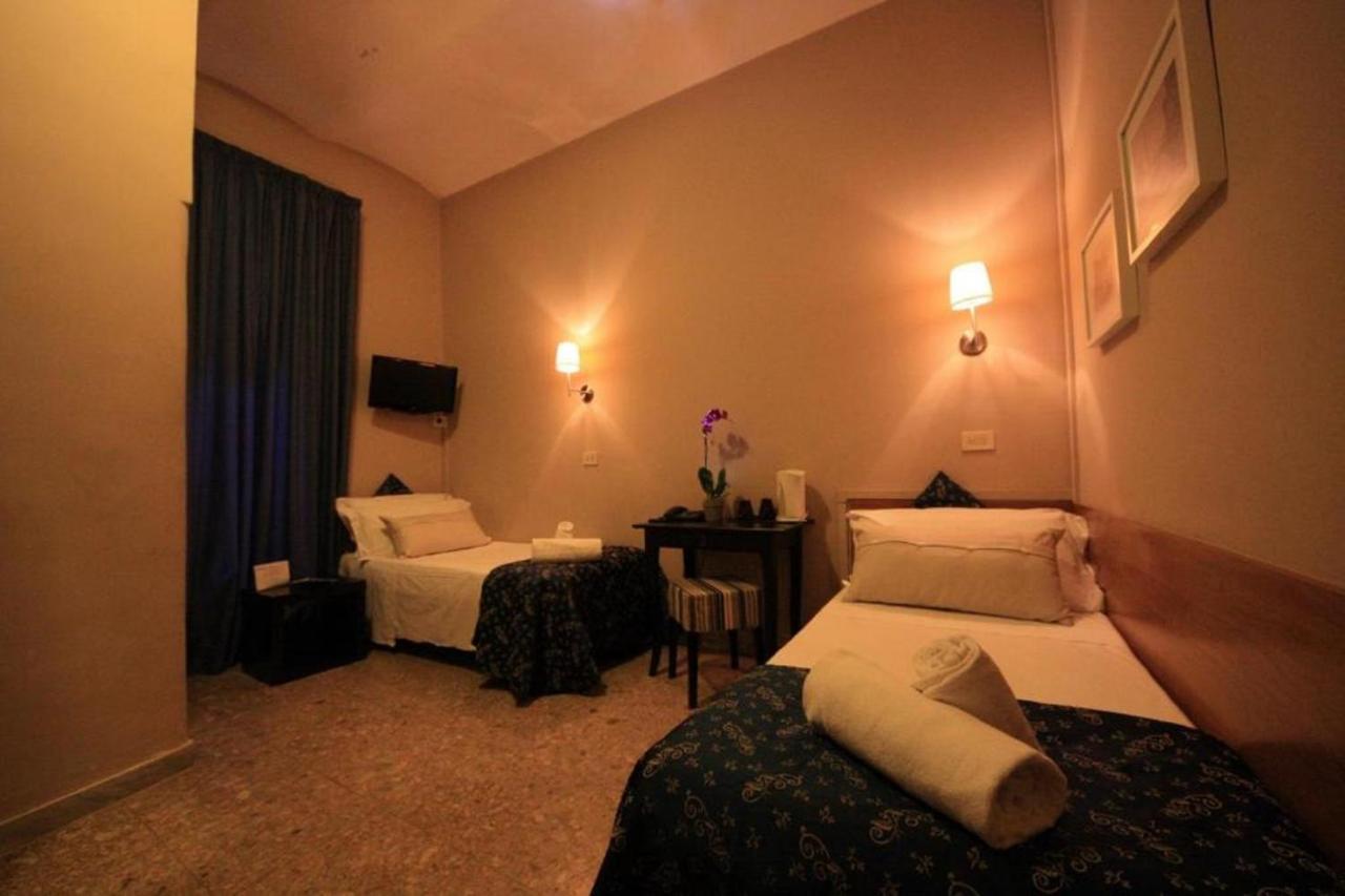 Hotel Felice Рим Экстерьер фото
